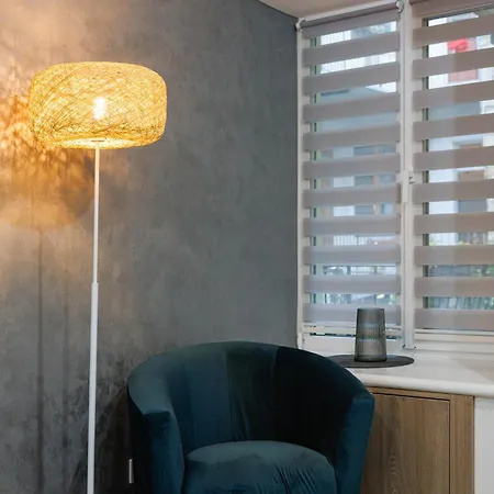 Апартаменти Romantic - Lesi Ukrainky Street Львів