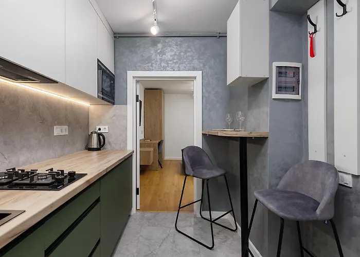 Romantic - Lesi Ukrainky Street Appartement