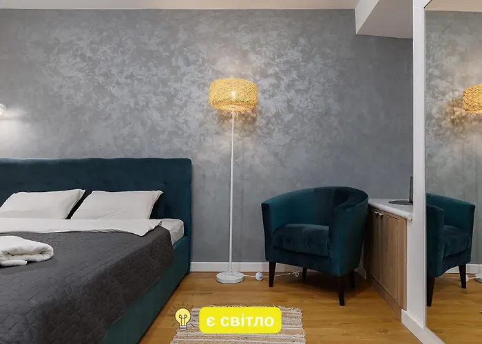 Romantic - Lesi Ukrainky Street